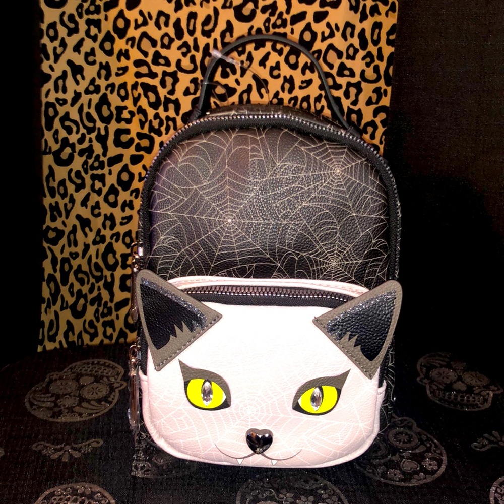 Betsey Johnson 🎃 Kitty spider web mini backpack Halloween